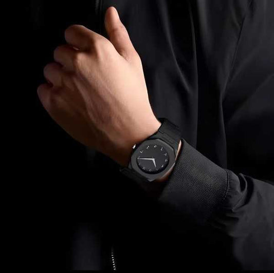 Black Aura Arabic Watch